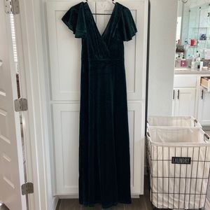 Lulus emerald green velvet dress